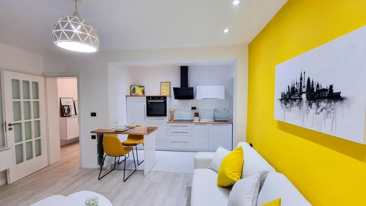 'The Yellow' Condo Berat Zewnętrze zdjęcie